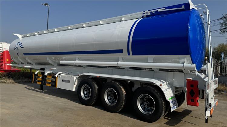Palm Oil Stainless Steel Tri-Axle 45000 Liters Oil Transport Tanker Trailers for Sale in Mauritius