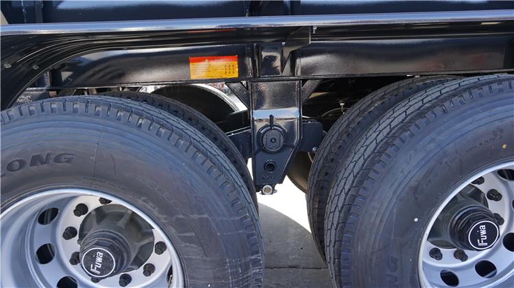 Henred Fruehauf Fuel Tankers Trailer for Sale in Zambia - Henred Trailers for Sale