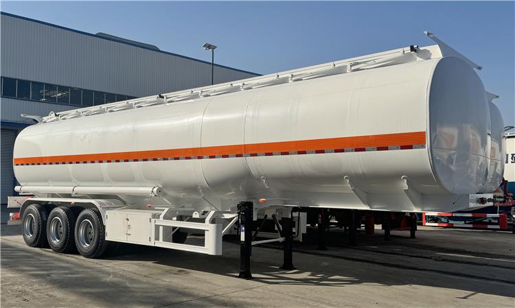 45000 litres Crude Oil Tanker Semi Trailer for Sale In Mali