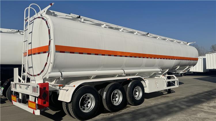 45000 litres Crude Oil Tanker Semi Trailer for Sale In Mali