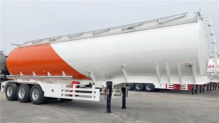 45,000 Liters Fuel Tanker Semi Trailers for Sale In Guyana